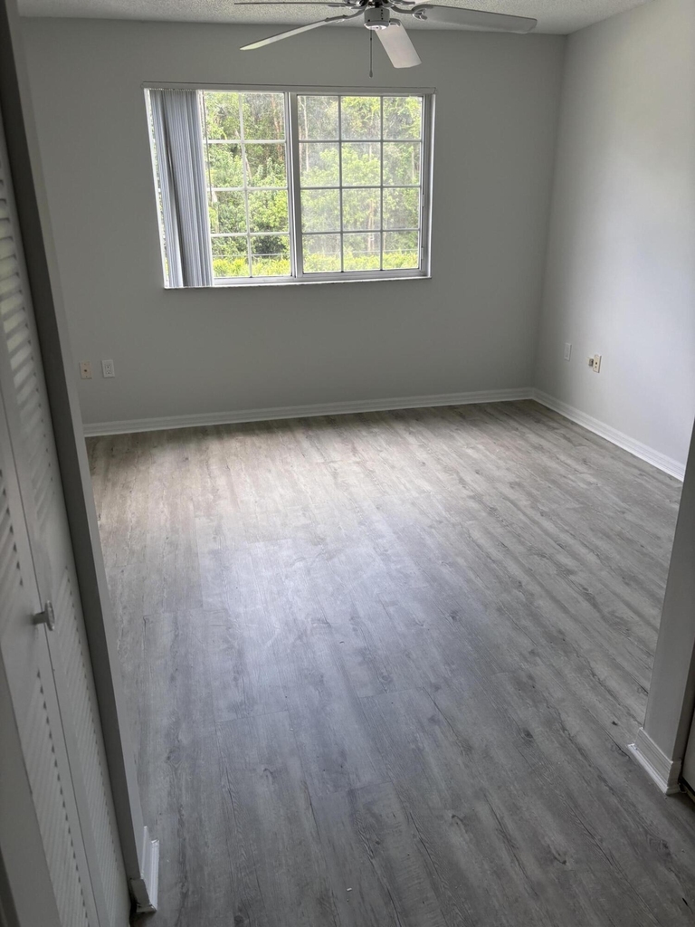 4163 N Haverhill Road - Photo 7