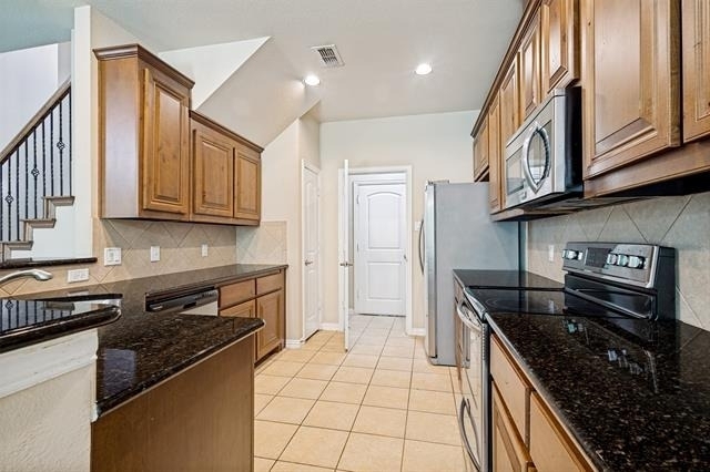 241 Barrington Lane - Photo 8
