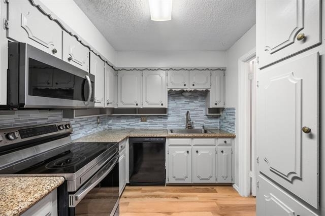 2019 Fleur De Lis Court - Photo 11