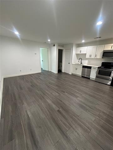 321 E 8th Street - Photo 3