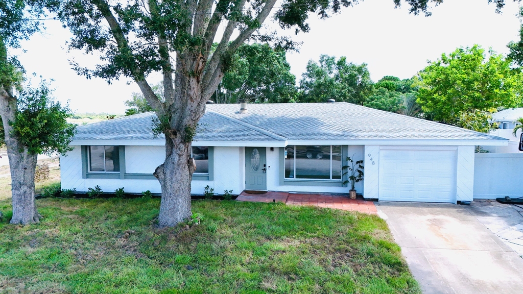 948 Canal Circle - Photo 31