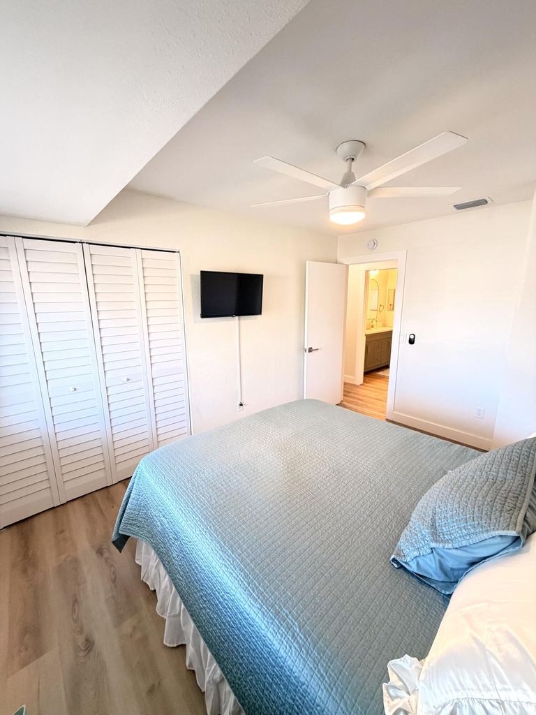 948 Canal Circle - Photo 20