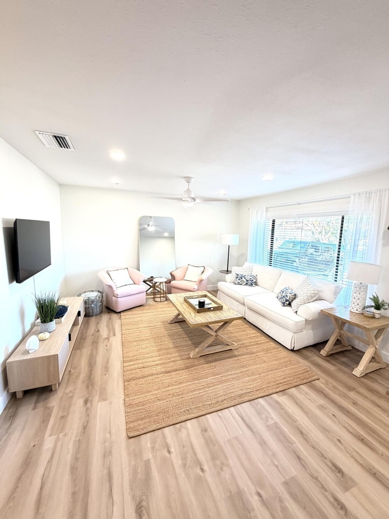 948 Canal Circle - Photo 10