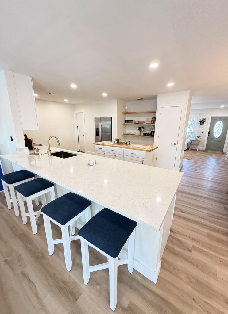948 Canal Circle - Photo 2