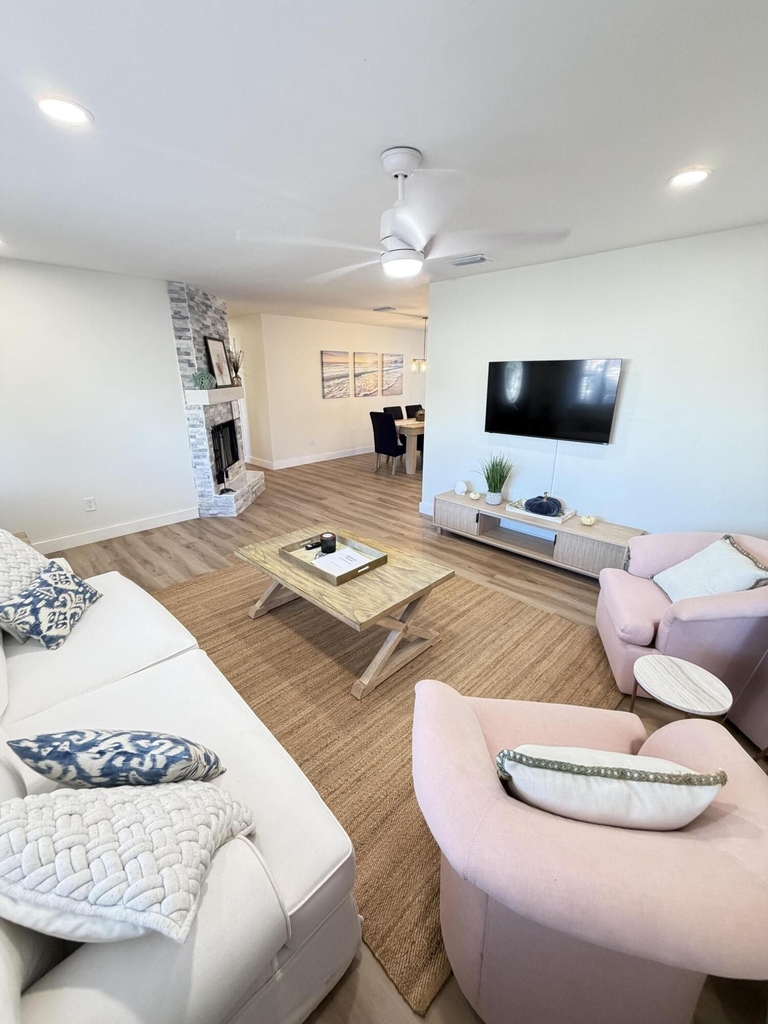 948 Canal Circle - Photo 11