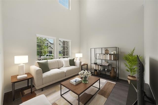 1117 Goldfinch Drive - Photo 2