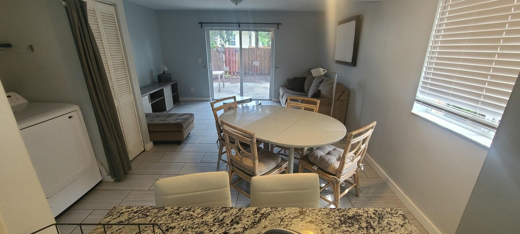 2261 Ne 171st Street - Photo 3