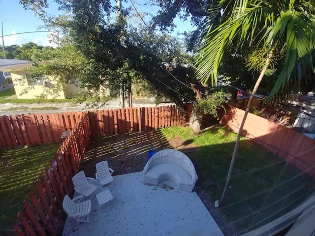 2261 Ne 171st Street - Photo 8