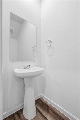 2106 Meadow Park Drive - Photo 4
