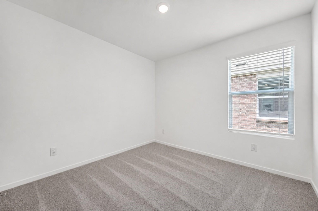 1829 Sanderling Street - Photo 15