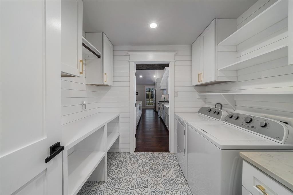 1601 Windsong - Photo 17