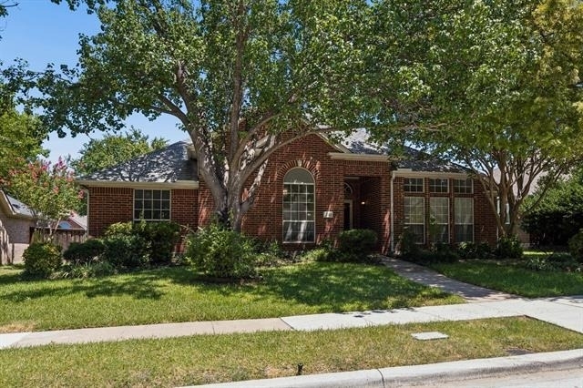 3313 Heatherbrook Drive - Photo 1