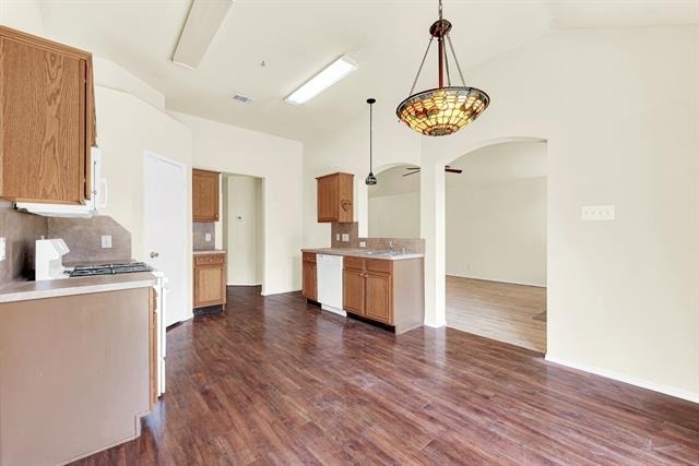 9005 Warren Drive - Photo 7