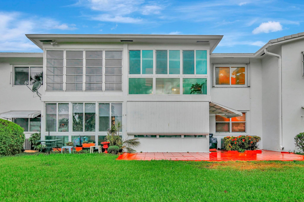 2650 W Golf Boulevard - Photo 21