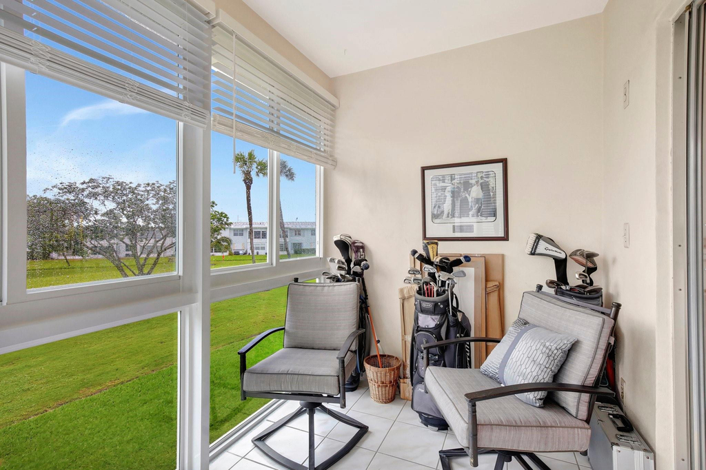2650 W Golf Boulevard - Photo 14