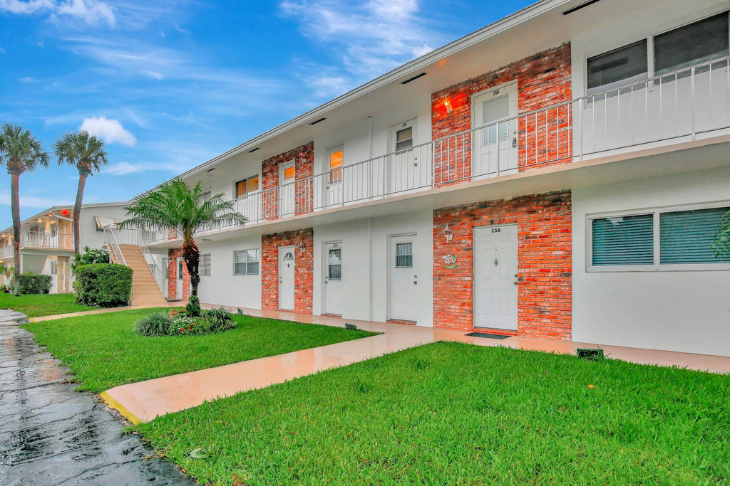 2650 W Golf Boulevard - Photo 0