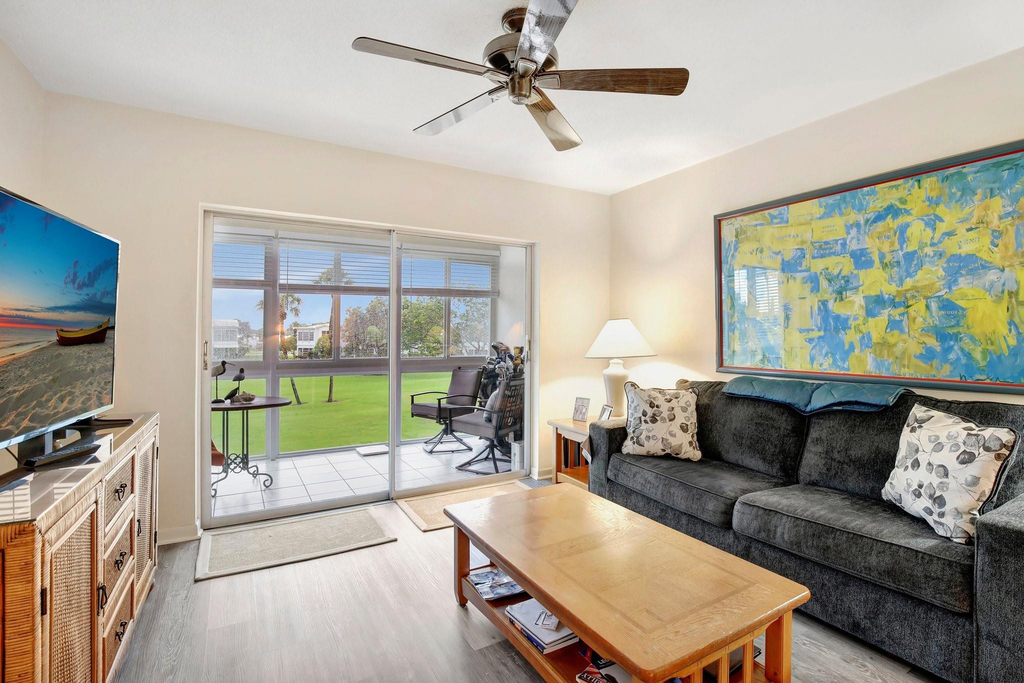 2650 W Golf Boulevard - Photo 9
