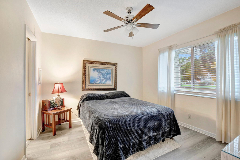 2650 W Golf Boulevard - Photo 19