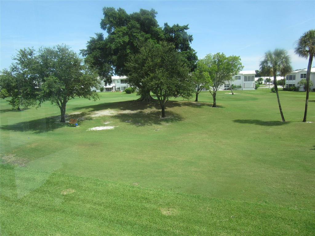 2650 W Golf Boulevard - Photo 29