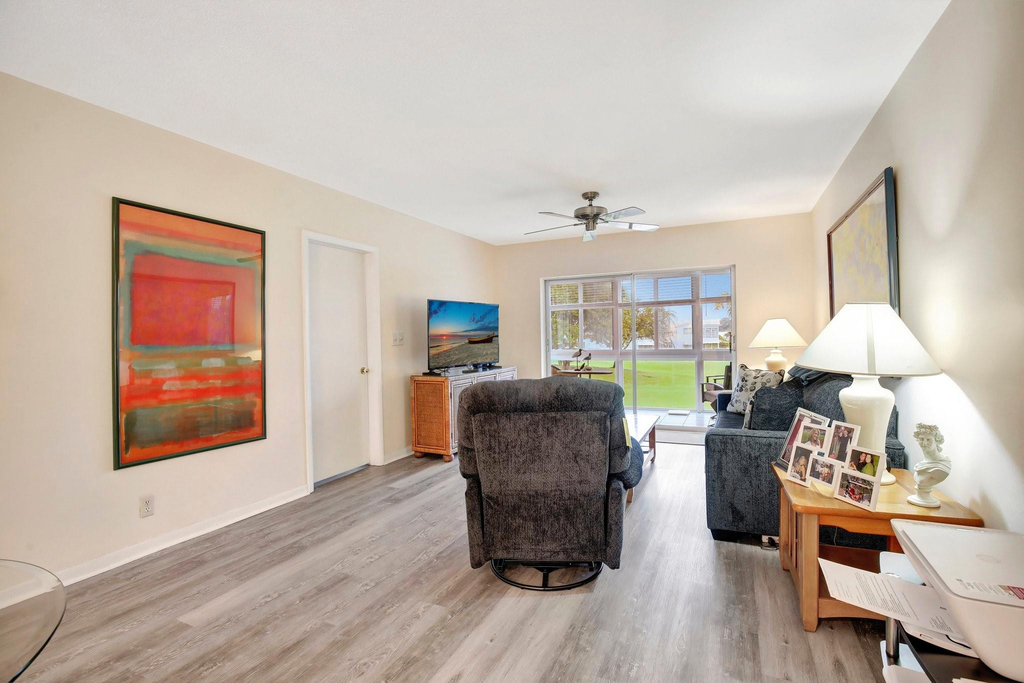 2650 W Golf Boulevard - Photo 13