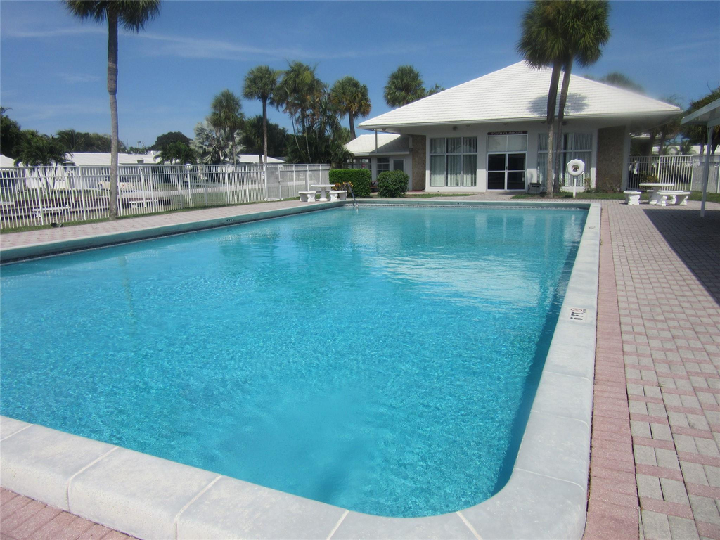 2650 W Golf Boulevard - Photo 27