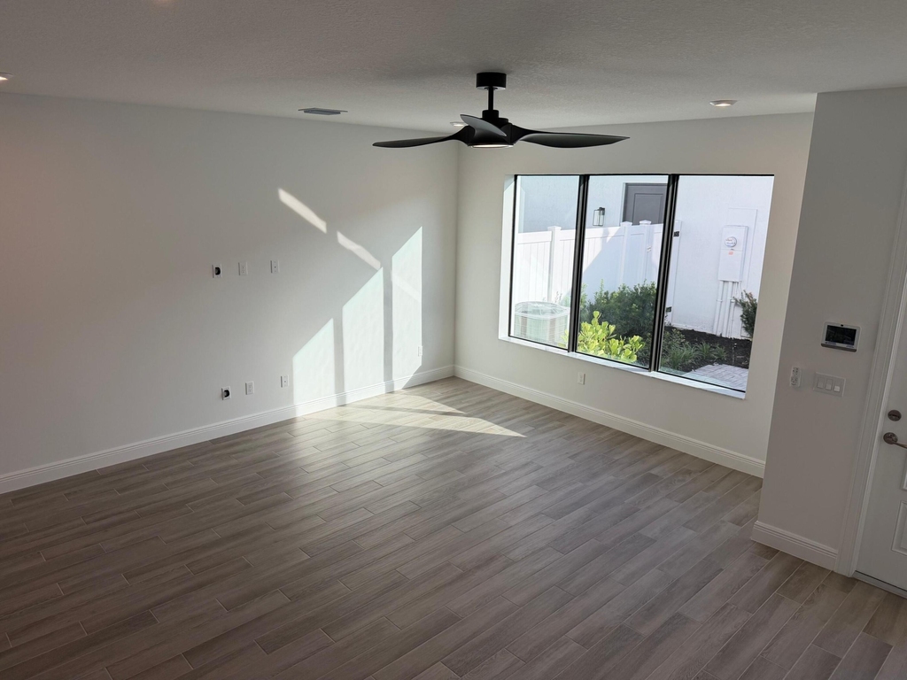 7528 Sw Hosford Street - Photo 4