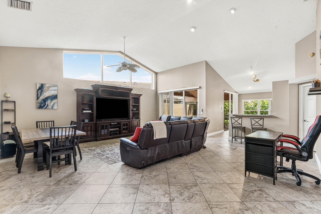 2201 Heather Run Terrace - Photo 4