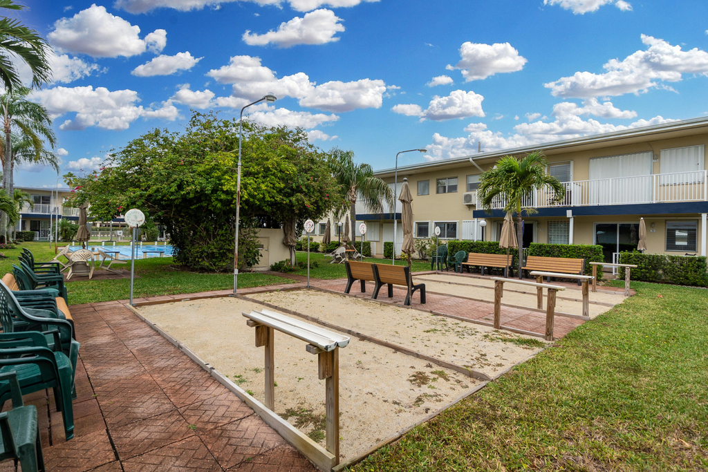 223 S Federal Highway - Photo 22