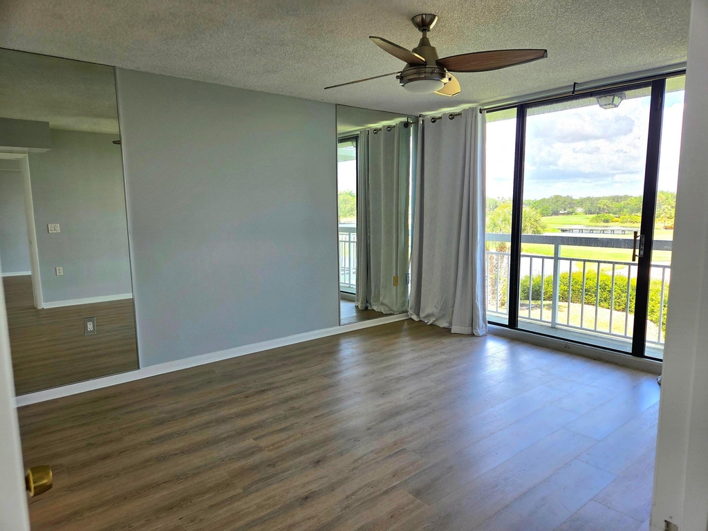 2421 Village Boulevard - Photo 14