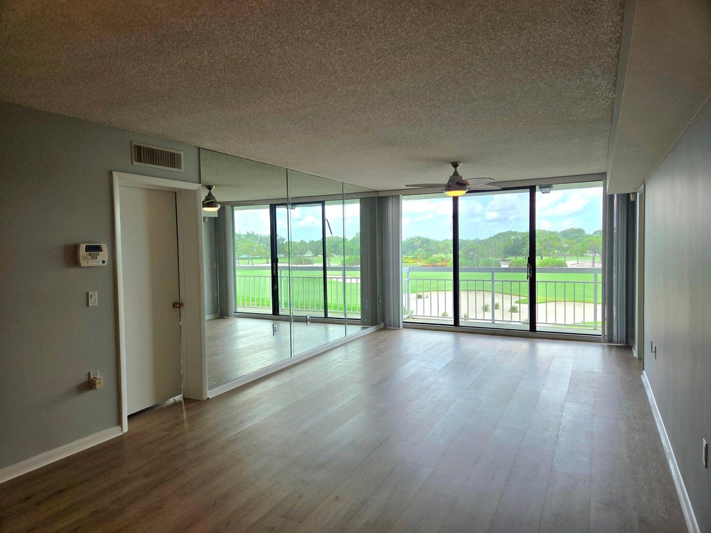 2421 Village Boulevard - Photo 3