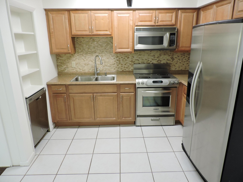 9046 Se Parkway Drive - Photo 4