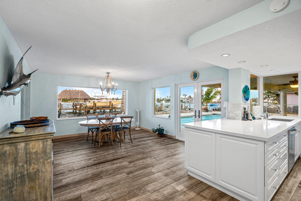 844 East Drive - Photo 8