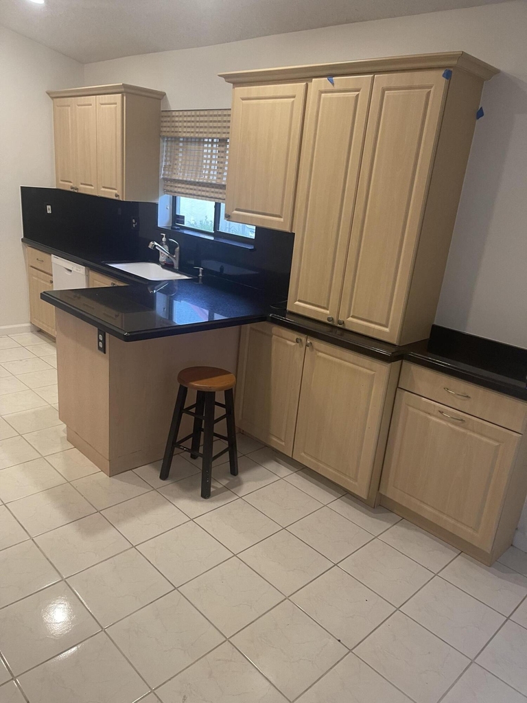 10215 Camelback Lane - Photo 2