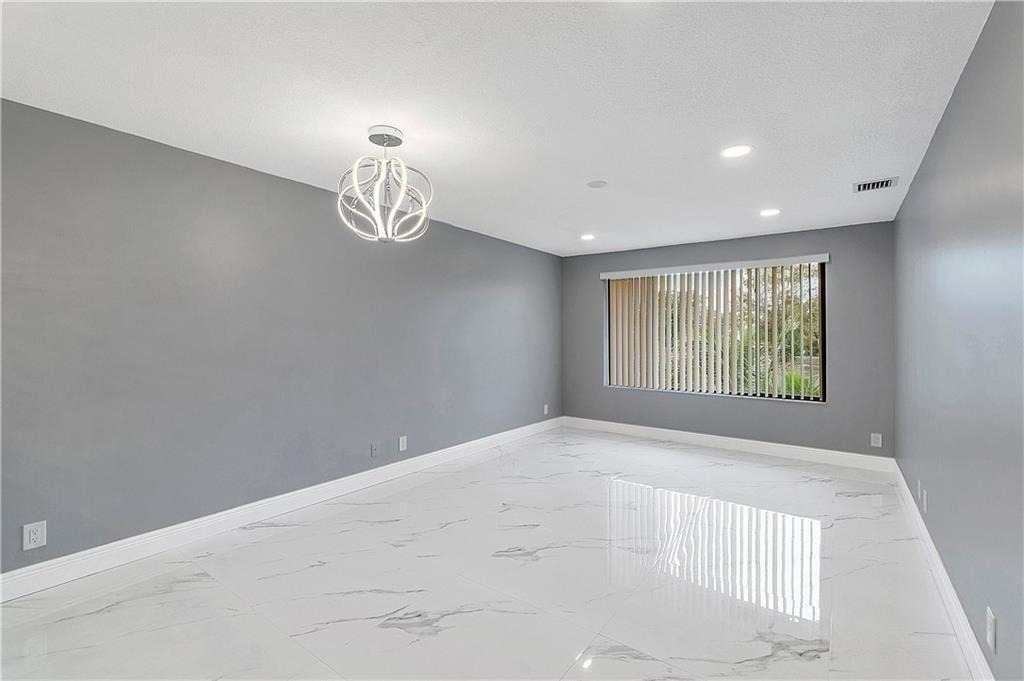 11477 Nw 39th Court - Photo 7