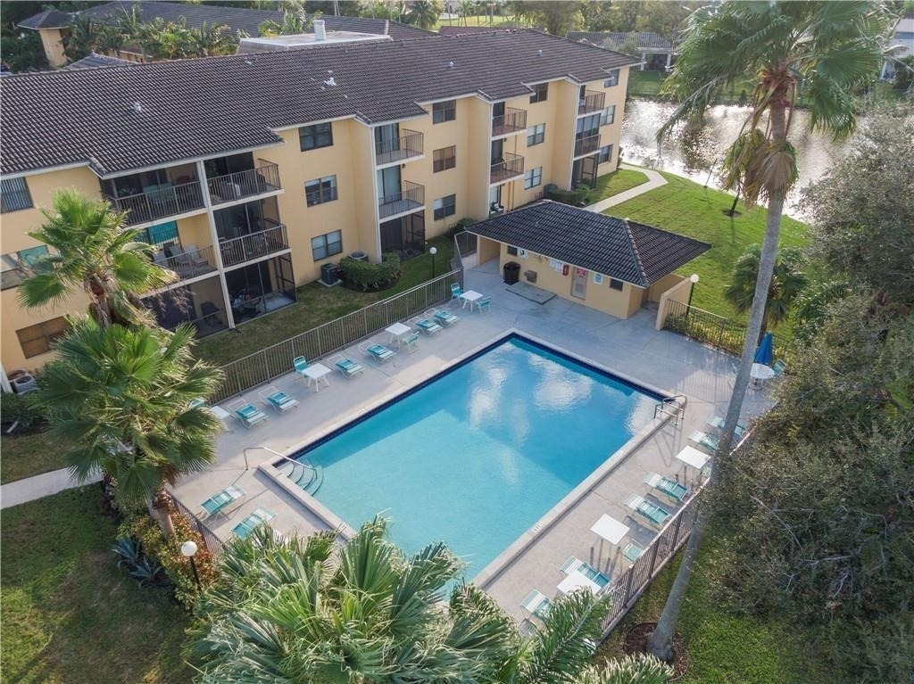 11477 Nw 39th Court - Photo 24