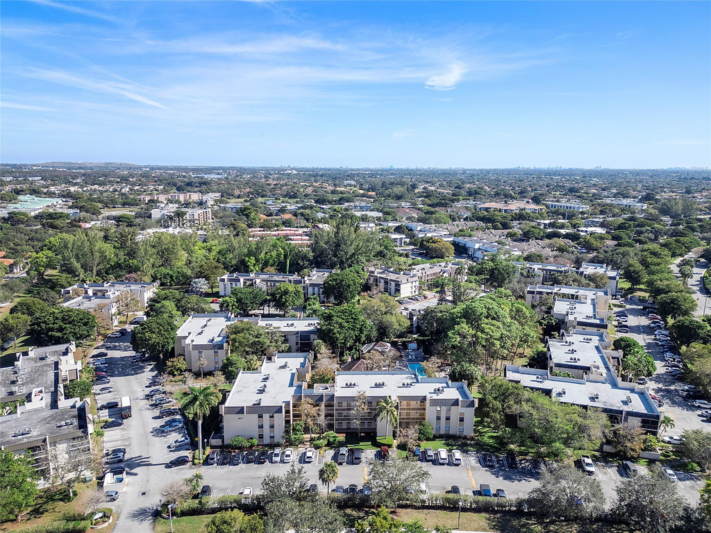 8437 Forest Hills Drive - Photo 31