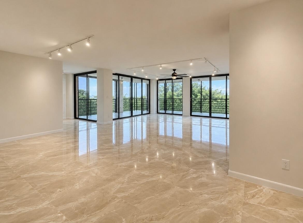 7568 Regency Lake Drive - Photo 5