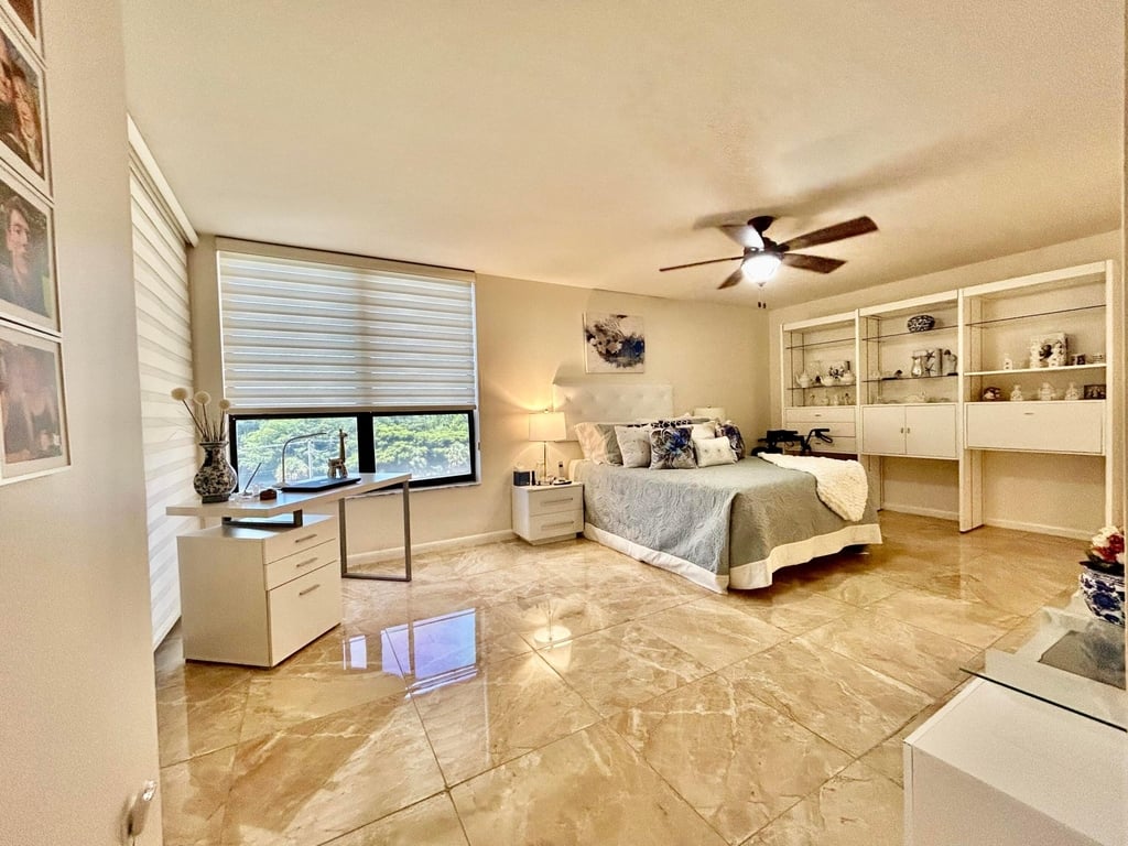 7568 Regency Lake Drive - Photo 16