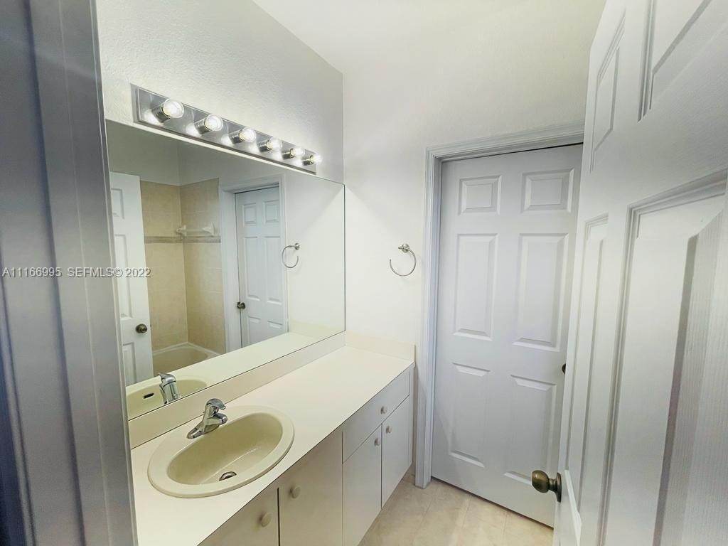 903 N Santa Catalina Circle - Photo 12