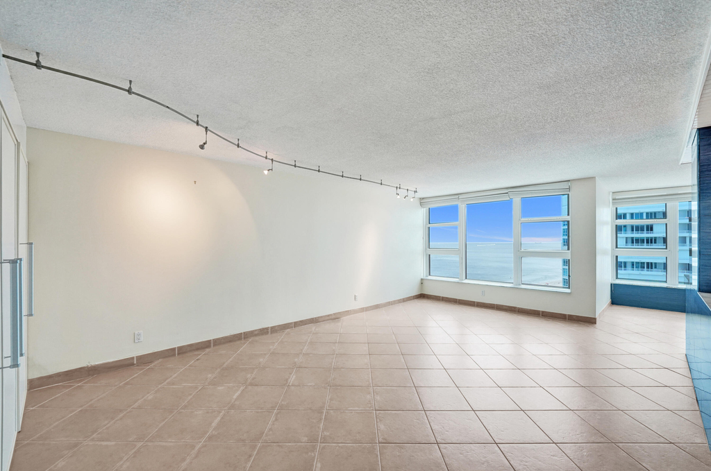 1620 S Ocean Boulevard - Photo 0