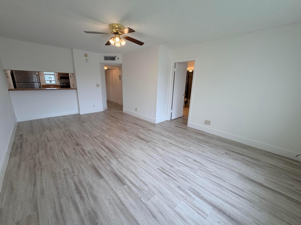 918 Twin Lakes Drive - Photo 18
