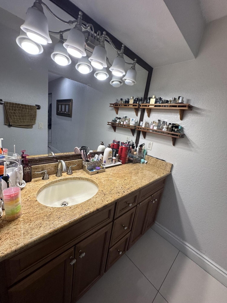 8 Elton Place - Photo 9