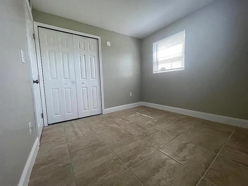 2505 Avenue L - Photo 7