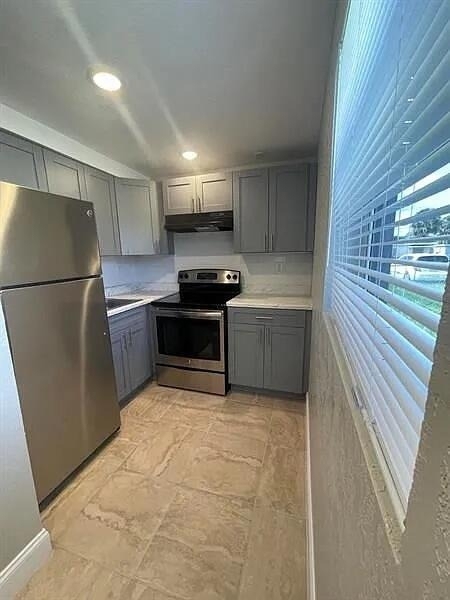 2505 Avenue L - Photo 1