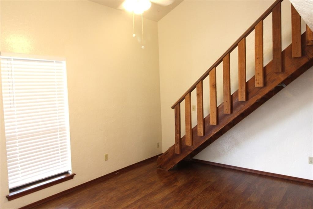 1901 E Lindsey Street - Photo 6