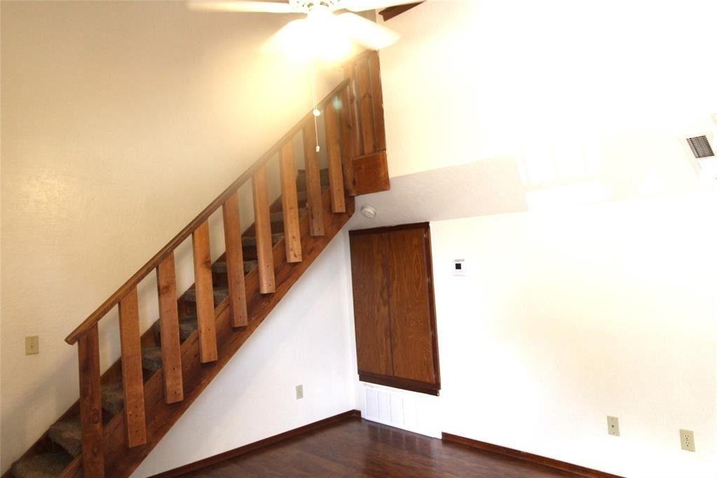 1901 E Lindsey Street - Photo 1