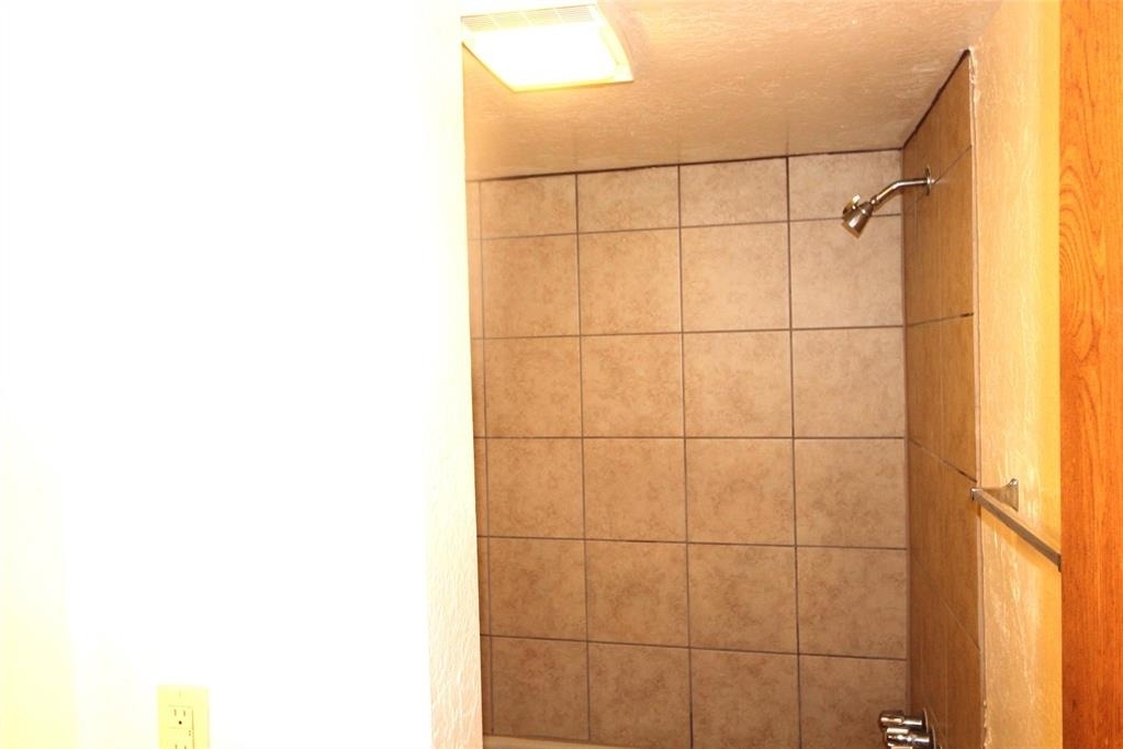 1901 E Lindsey Street - Photo 13