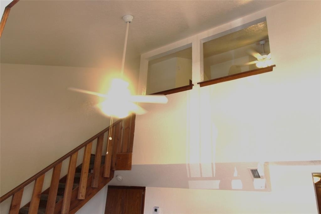 1901 E Lindsey Street - Photo 3