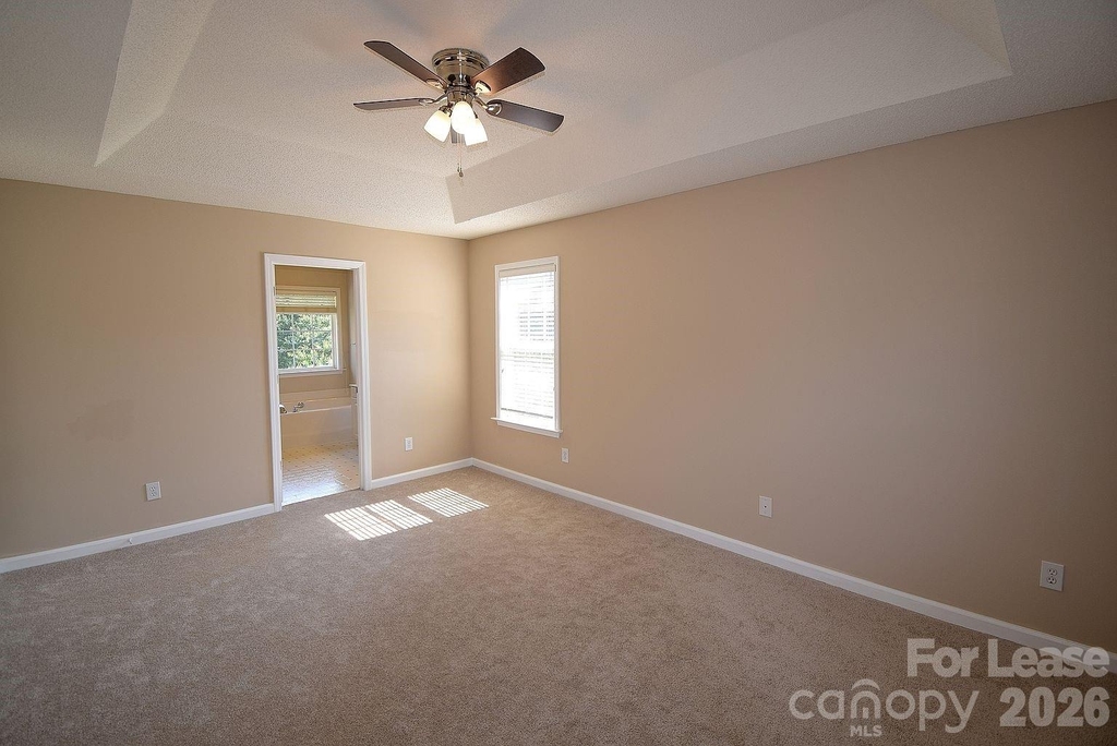 2941 Glen Summit Drive - Photo 6