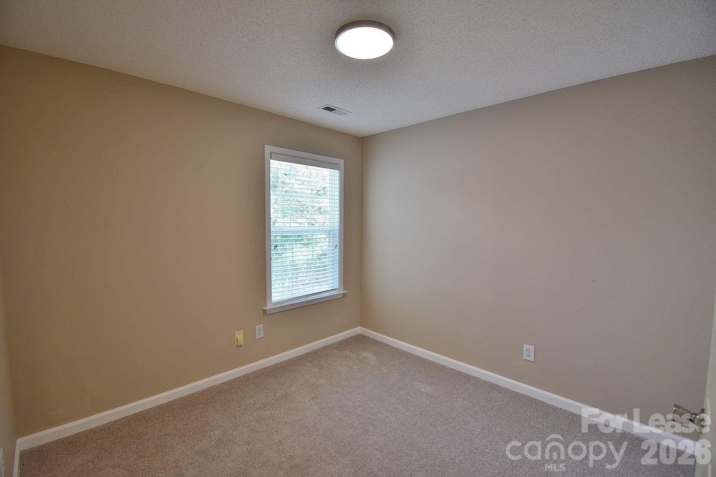 2941 Glen Summit Drive - Photo 10